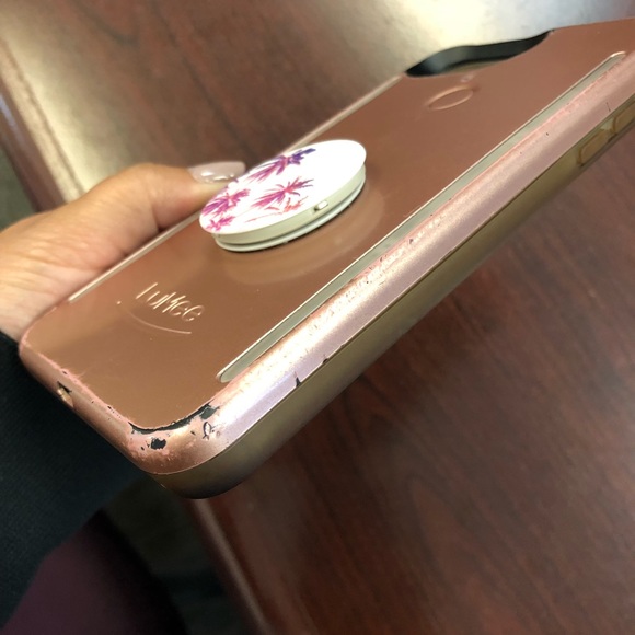 Lumee Rose Gold Duo Case with pop socket. - Picture 6 of 6